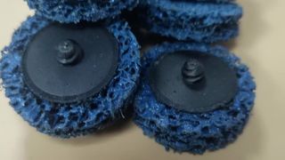 Strip Quick Change Sanding Disc for Rough Cleaning